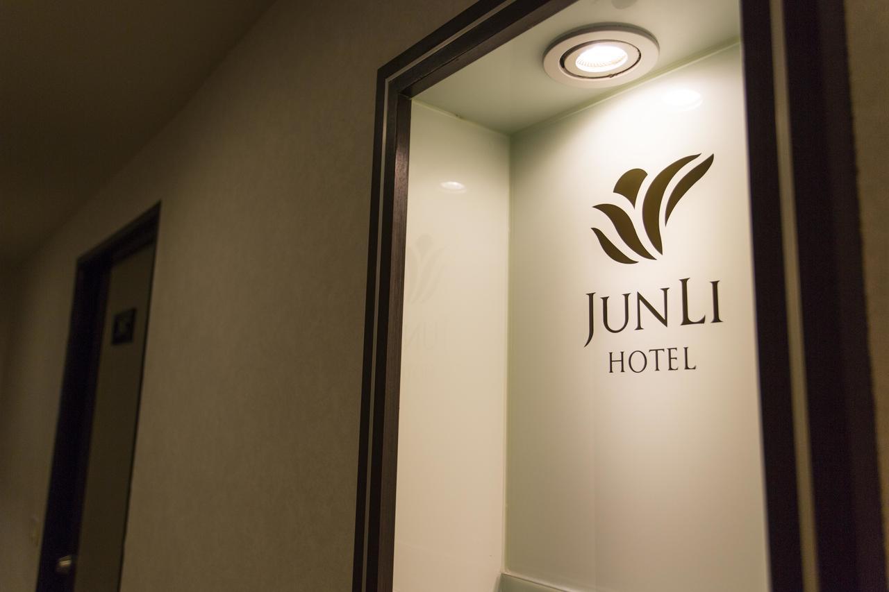 Junli Hotel Banciao Εξωτερικό φωτογραφία