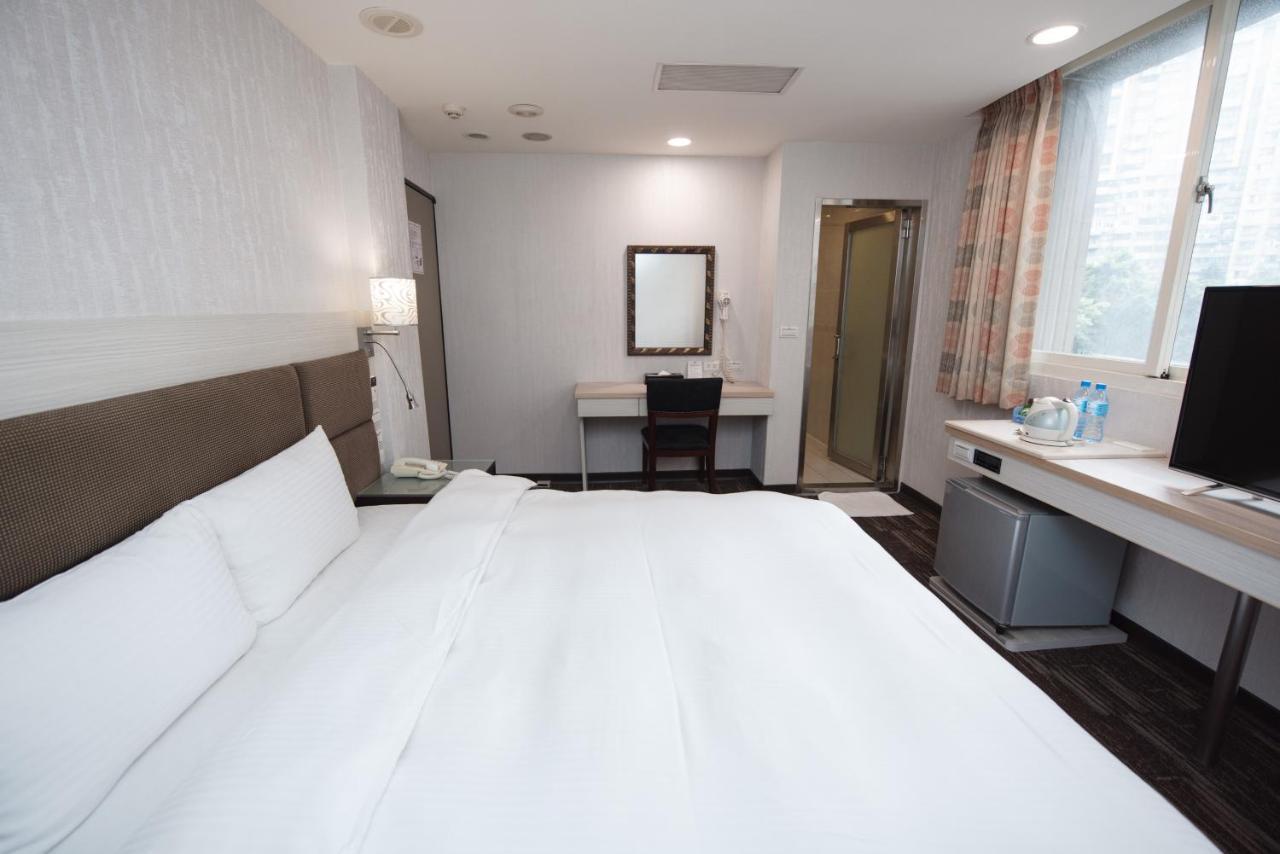 Junli Hotel Banciao Εξωτερικό φωτογραφία
