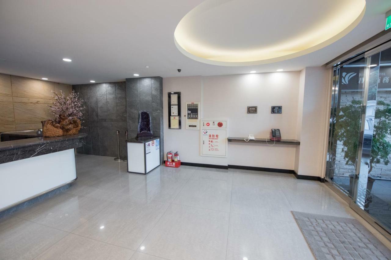 Junli Hotel Banciao Εξωτερικό φωτογραφία